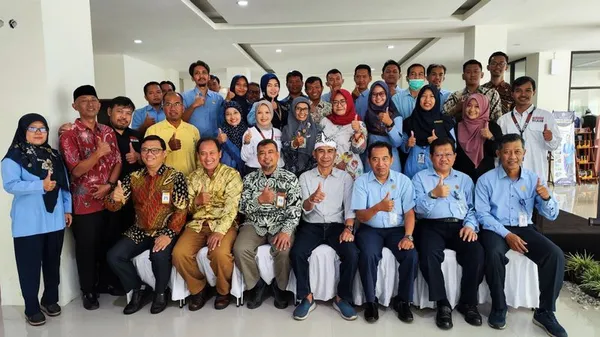 Sosialisasi Pembatik dan Platform Teknologi di Daerah istimewa Yogyakarta