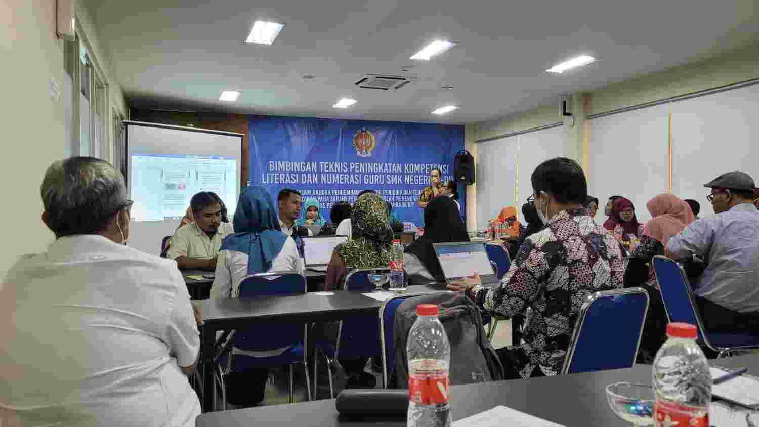 Bimtek Litetarsi Numerasi SMK