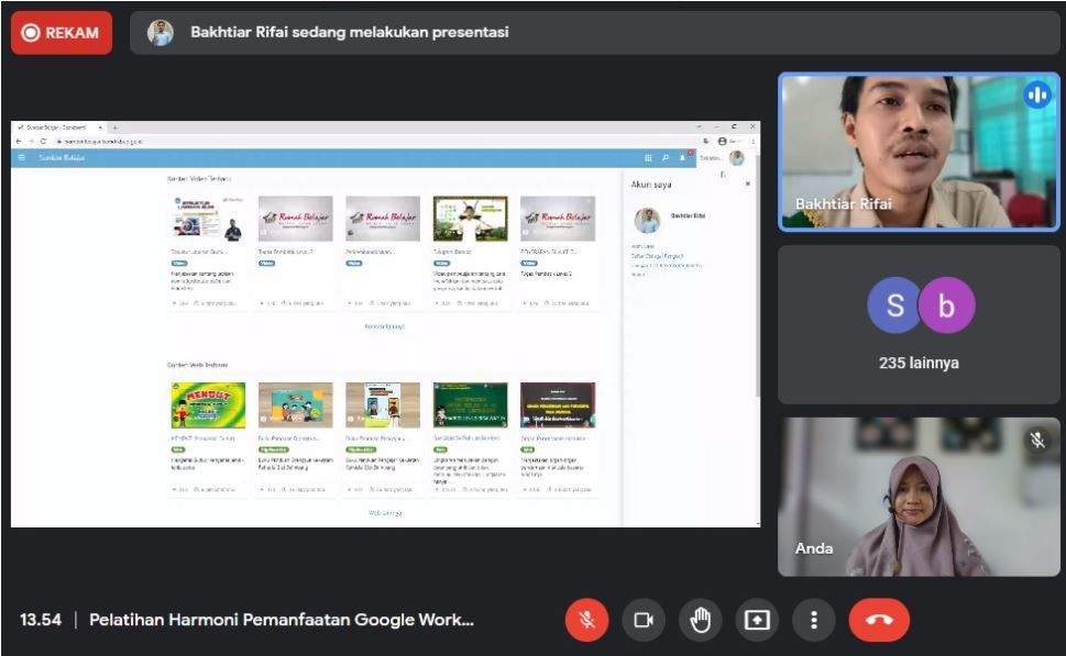 Pemanfaatan Rumah belajar