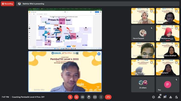 Komunikasi dan Kolaborasi